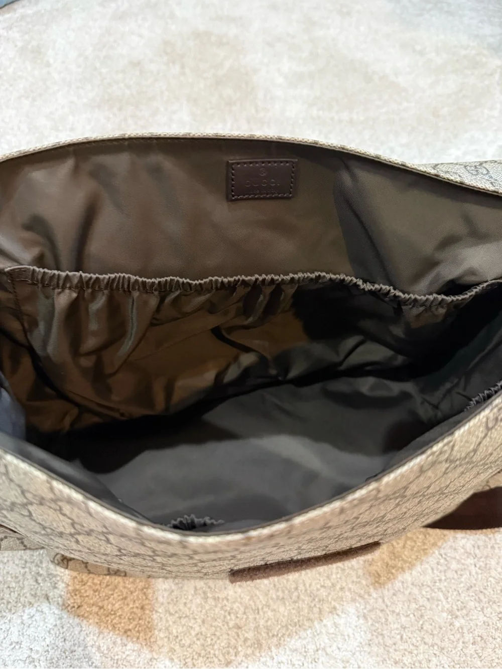Gucci GG Canvas Messenger Bag - Beige/Grey